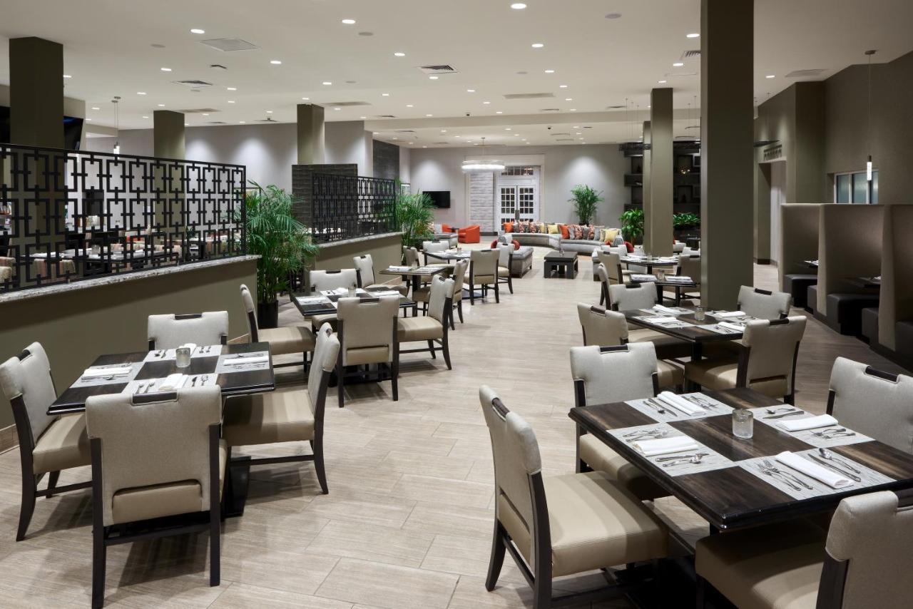 Holiday Inn & Suites Philadelphia W - Drexel Hill By Ihg Exterior foto
